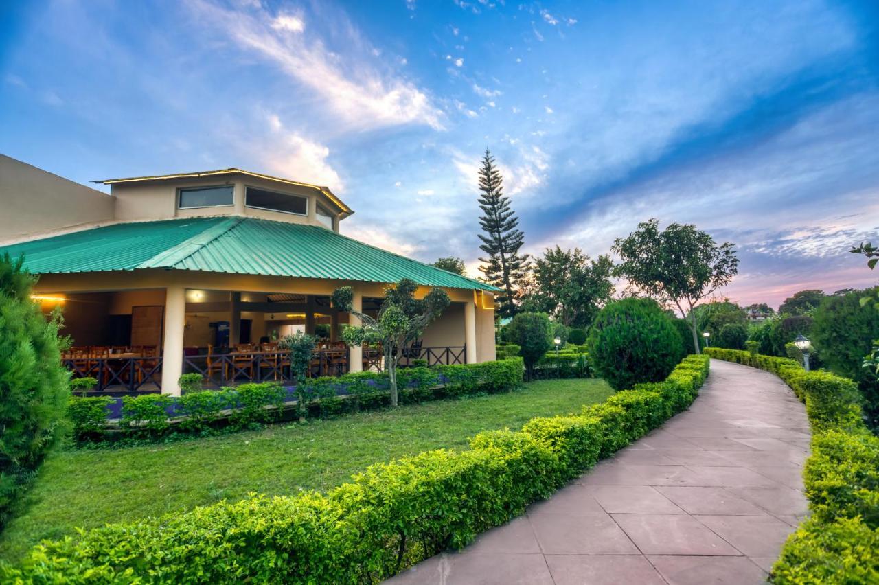 Tusk And Roar Corbett Resort, Jim Corbett Ramnagar  Bagian luar foto